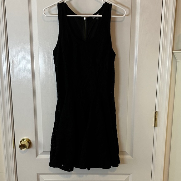 Express Dresses & Skirts - Express Black lace fully lined stretch skater skirt dress, medium